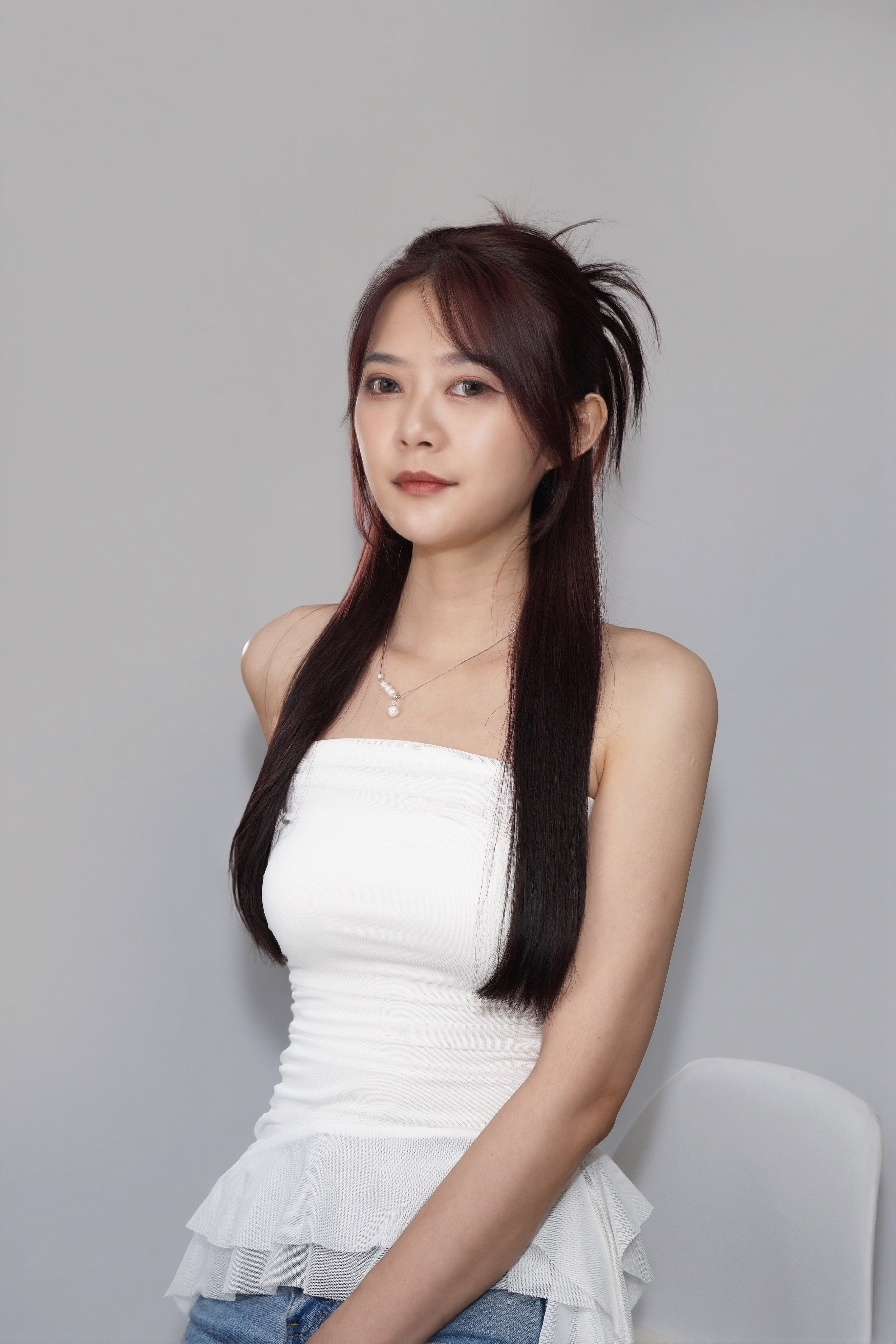 Wendy 設計師正面形象照
